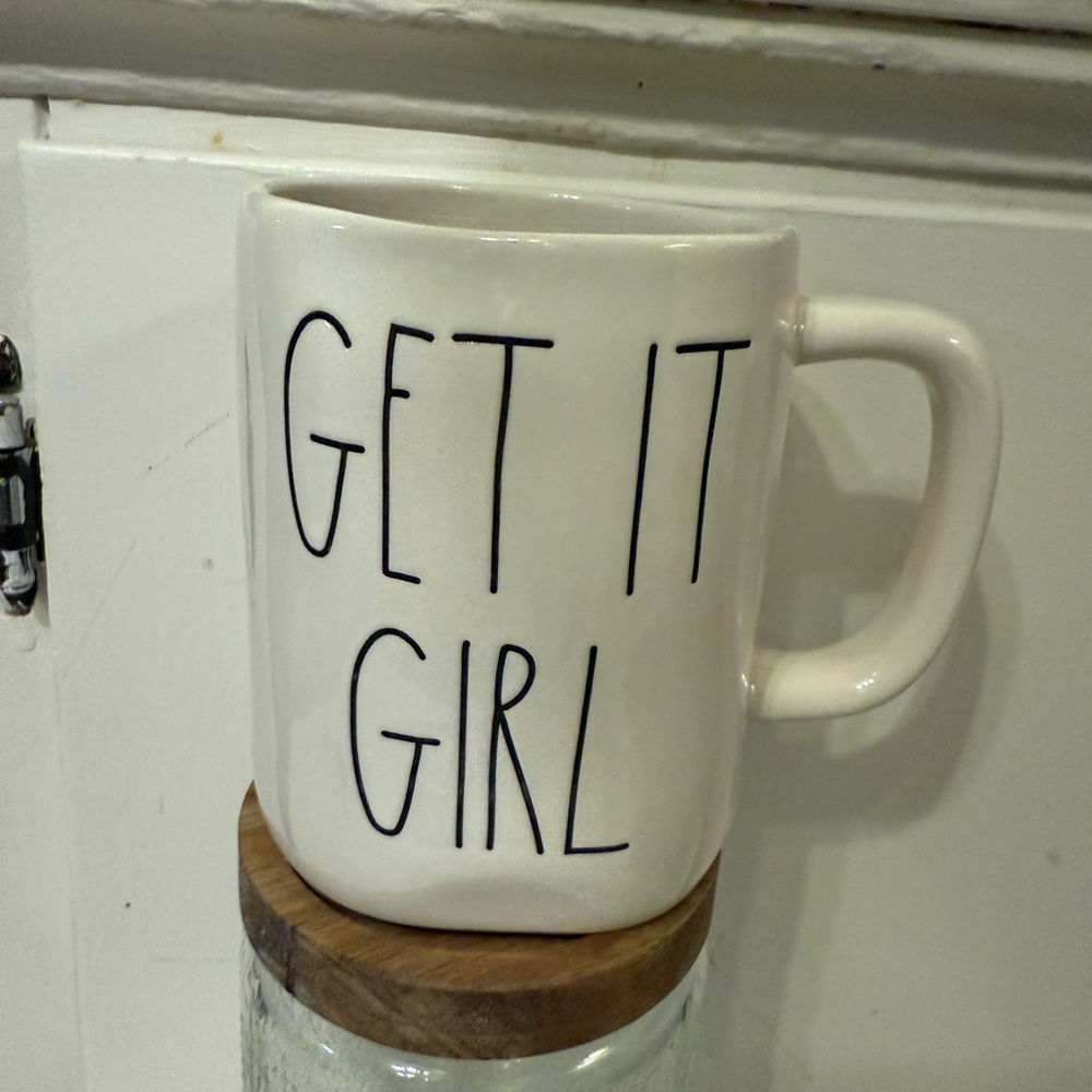 Rae Dunn GET IT GIRL mug nwot